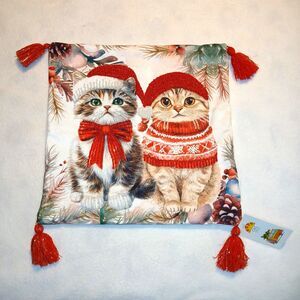Cat Christmas Deluxe Pillow Cover 17x17 Tassel Textured You Add the Pillow NWT